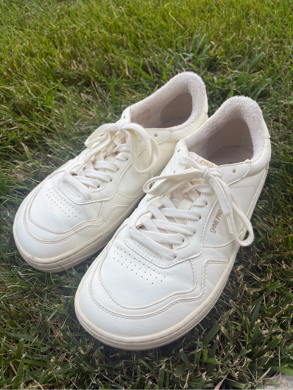 Ohne Project 080 Classic Barefoot Sneakers in Vintage White